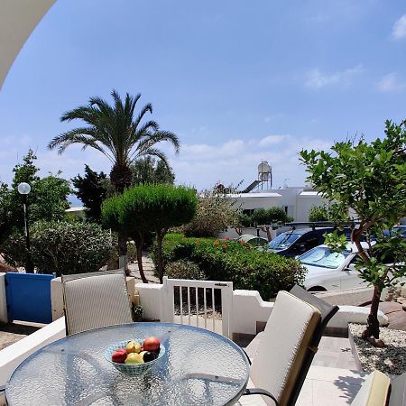 Lovely 1-Bedroom Unit @ Fabulous Location Paphos Exteriör bild