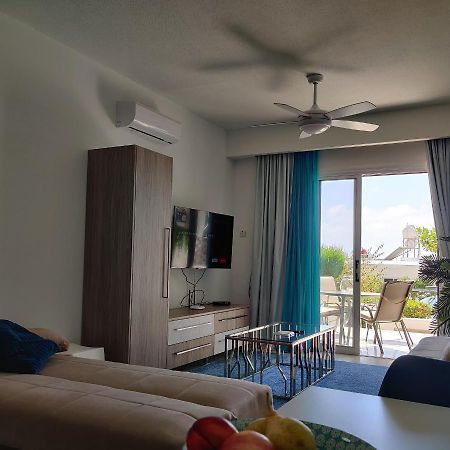 Lovely 1-Bedroom Unit @ Fabulous Location Paphos Exteriör bild